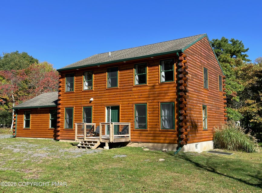 Photograph 10 of a featured listing, click To view all photos (opens In a New window) 