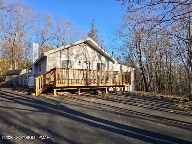 Photograph 10 of a featured listing, click To view all photos (opens In a New window) 