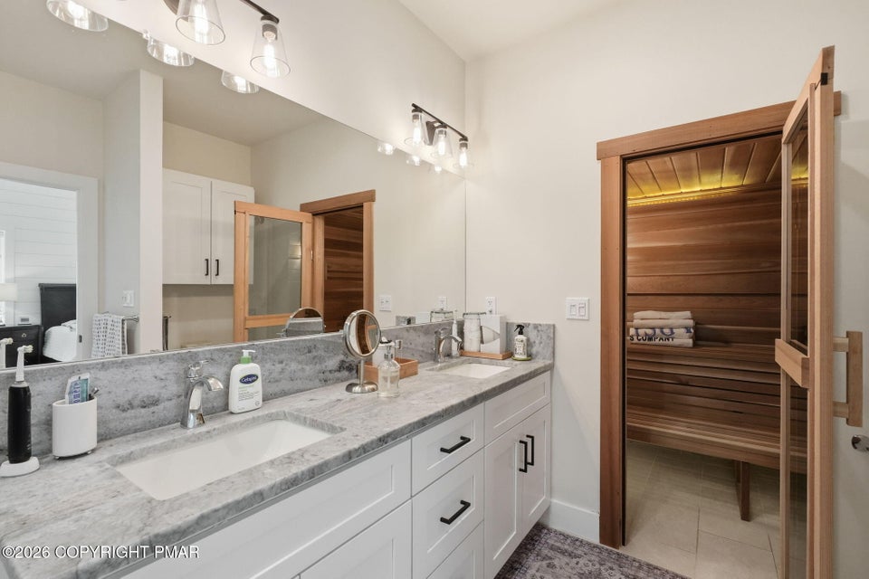 Primary Suite with Sauna