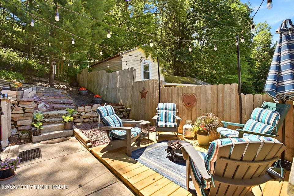 Outdoor Area