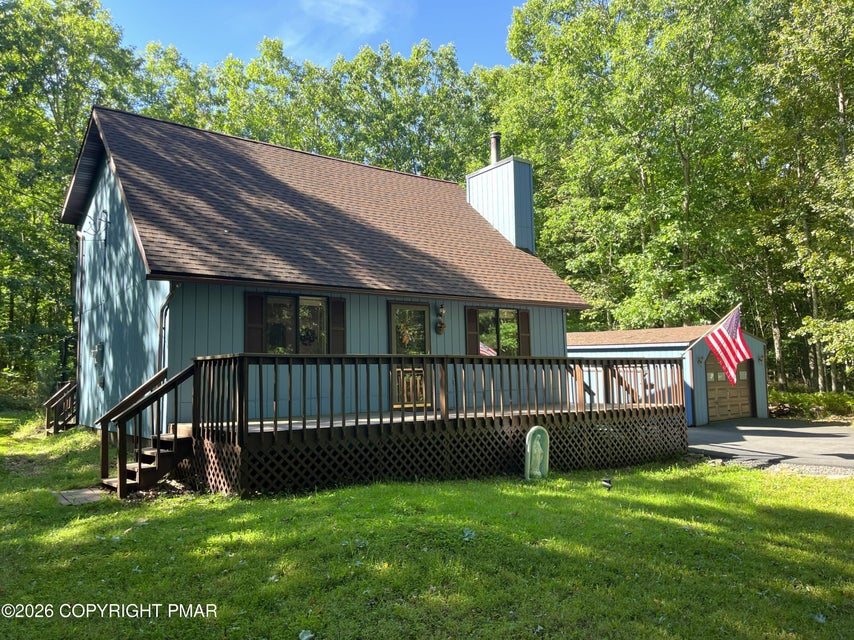 Photograph 6 of a featured listing, click To view all photos (opens In a New window) 