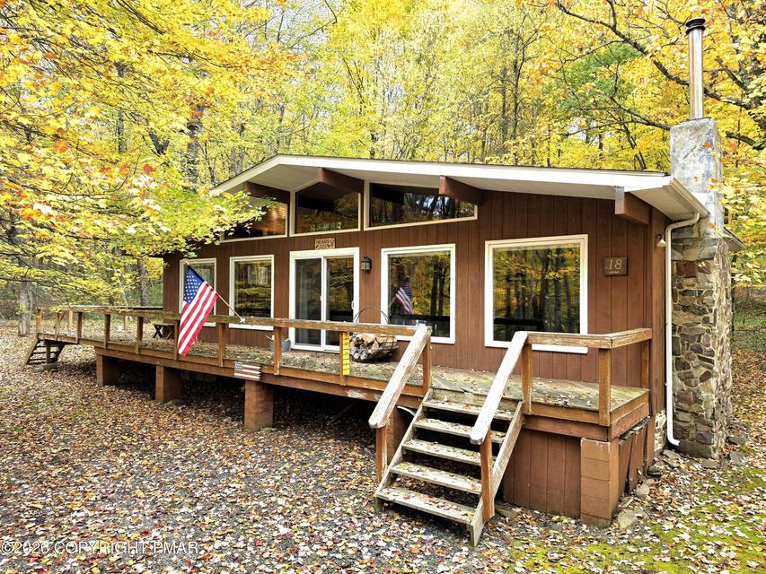 Photograph 9 of a featured listing, click To view all photos (opens In a New window) 